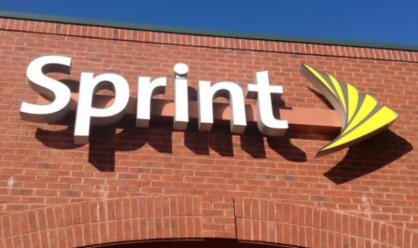 photo of Sprint activates free data roaming in six more countries image
