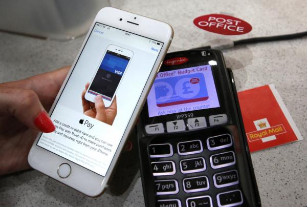 photo of Apple Pay gets ready to launch in China image
