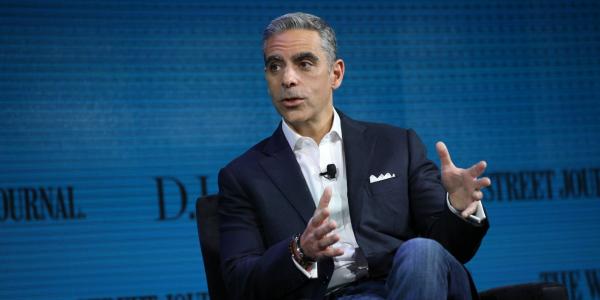 photo of Facebook's blockchain boss David Marcus is leaving cryptocurrency startup Coinbase's board (FB) image