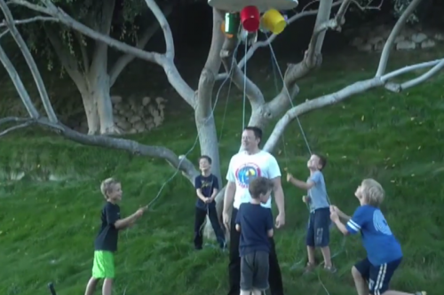 photo of Elon Musk enlists his five sons to help complete the Ice Bucket Challenge image