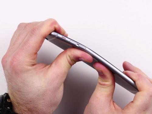 photo of Apple’s New “Flexible” iPhone 6 Plus? Check Out This Video. image