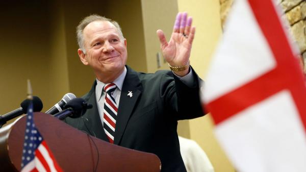 photo of Alabama Robocalls Are Allegedly Spreading Twitter-Fueled Roy Moore Conspiracy Theories image