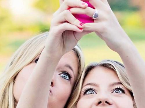 High School Girls Send Naked&hellip;