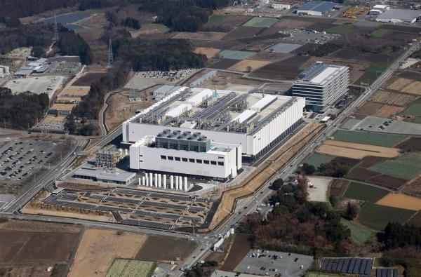 photo of TSMC names Rose Castanares as Arizona plant president as CEO Y.L. Wang races to accelerate production image