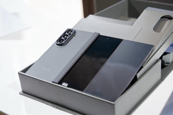 Samsung reportedly ceasing TriFold…