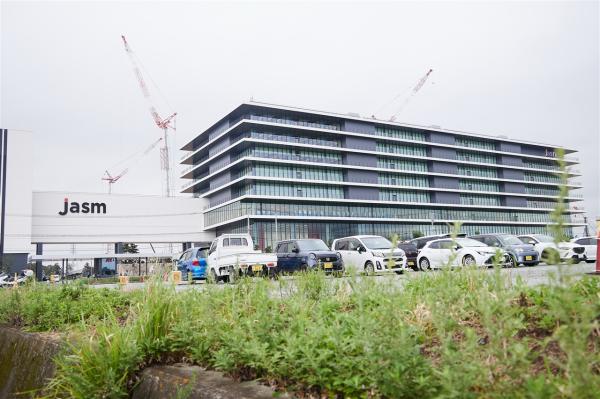 Kyushu chip output jumps 60% amid TSMC…