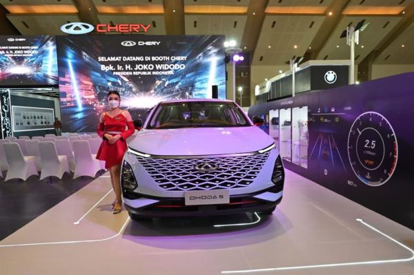 China steps up EV battery and&hellip;