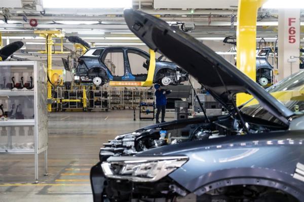 BYD plans four Europe factories as EU…