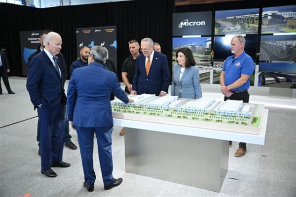 photo of Micron to step up AI memory fabs construction in US after securing gov't grants image