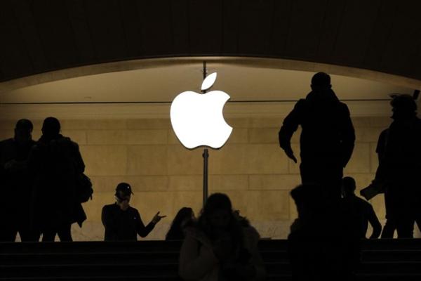 Apple said to have signed pact with…