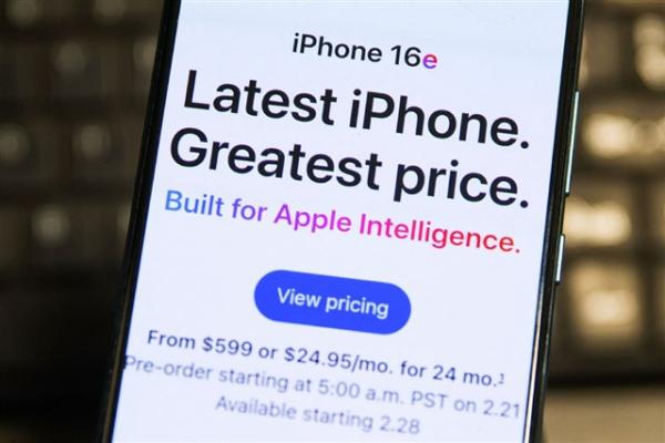 photo of iPhone 16e pricing signals shift away from budget segment image