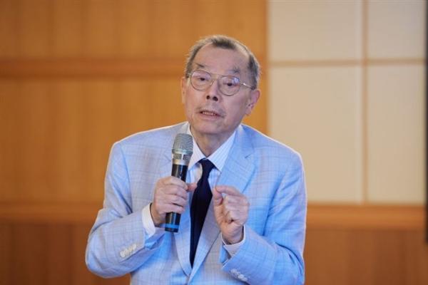 photo of PSMC chairman downplays chip tariff fears, says Taiwan's semiconductor sector remains secure amid US-China truce image