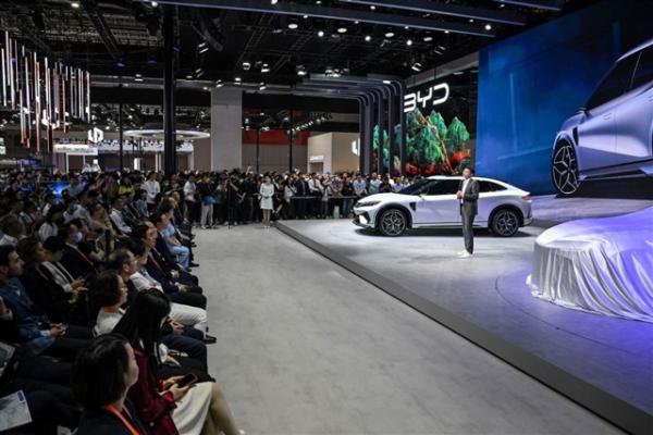 photo of BYD slashes EV prices by 35%, sparking industry alarm over long-term stability image