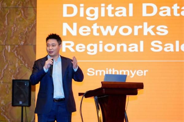 photo of Liquid cooling and high-power connectors rise to meet AI's demands image