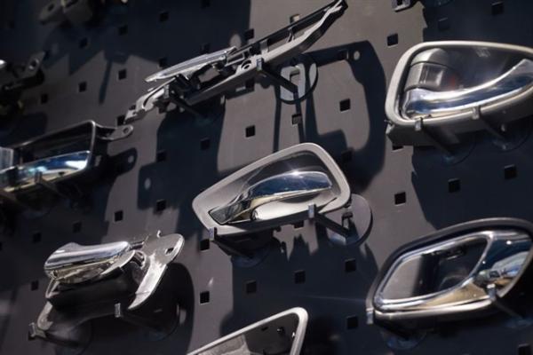 China bans hidden EV door handles,…