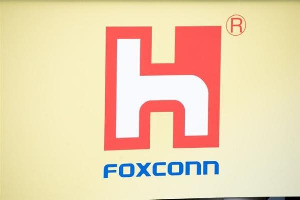 Foxconn February revenue rises 8% on&hellip;