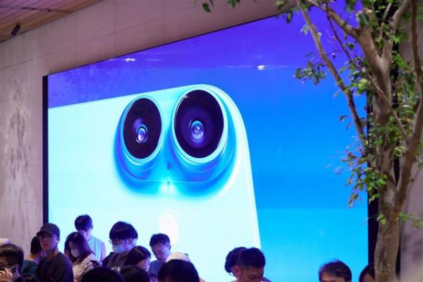 Apple PCB suppliers press ahead with…