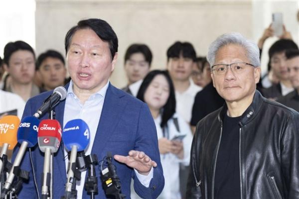 SK Hynix targets AI infrastructure role…
