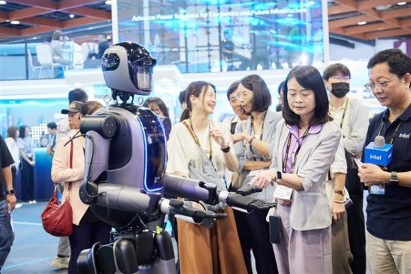 Three-tier humanoid robot architecture…