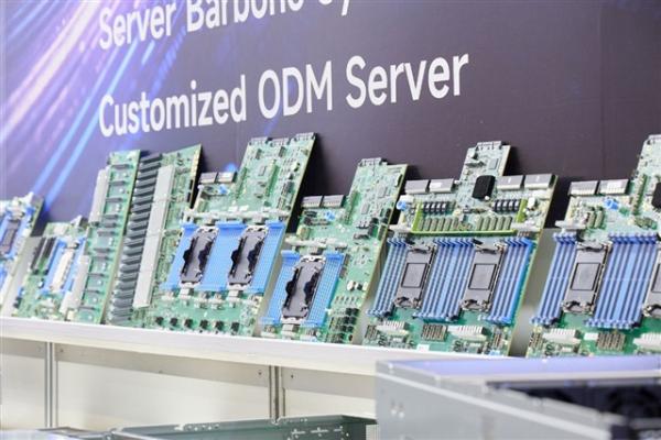 AI boom pushes PCB, passive component…