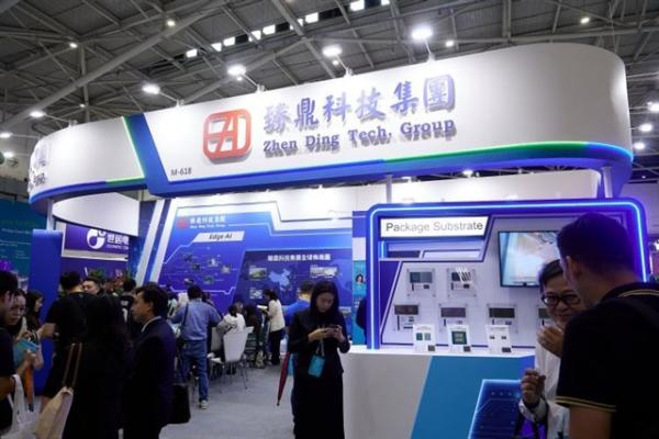 photo of Zhen Ding Tech hits July revenue record on AI and consumer electronics demand image