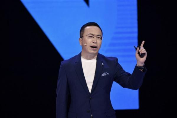 Honor Robot Phone enters mass production, making robotics…