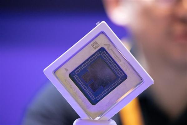 Qualcomm's AWS deal raises stakes for&hellip;