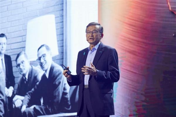 Intel CEO warns of 2027 memory crunch and tighter CPU supply