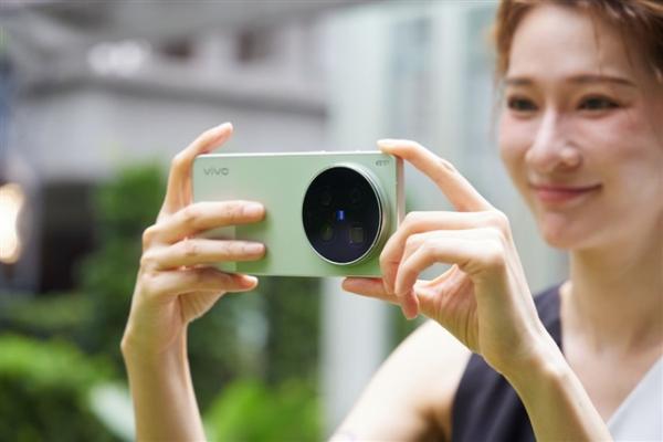 MediaTek, Vivo bring 30B MoE models…