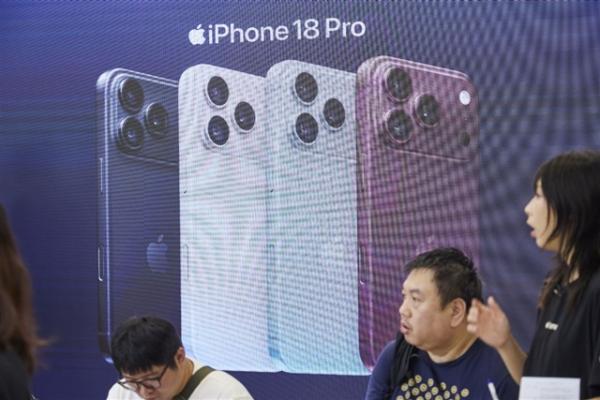 Apple, Qualcomm renew patent deal,…