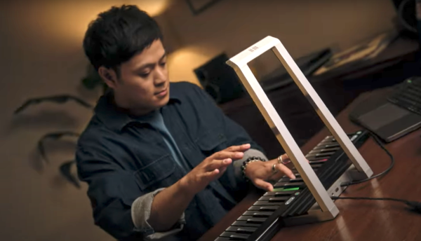 photo of The Roli Airwave is a high-tech keyboard teaching tool inspired by the theremin image