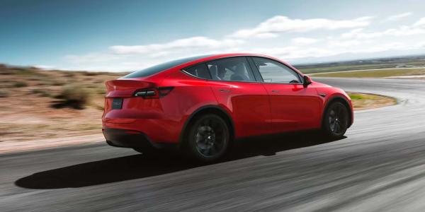 Tesla launches 0.99% financing on Model…