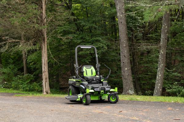 photo of Greenworks’ MaximusZ electric riding mower has five motors and a few compromises image
