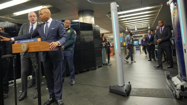 photo of 'This Is a Sputnik Moment': NYC Is Adding AI Metal Detectors to the Subway image