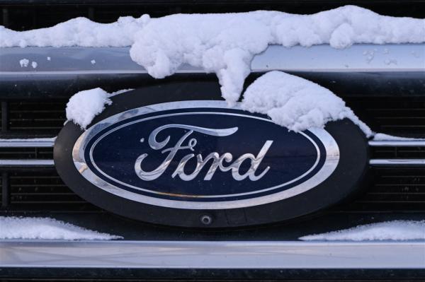 photo of Trump eases auto tariff impact for North American-made vehicles image