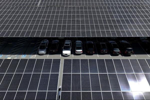 India's solar growth faces policy&hellip;