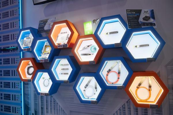 photo of Research insights: AI Fabric optical interconnects move into racks as 400G/lane and CPO maturity emerge as key variables image