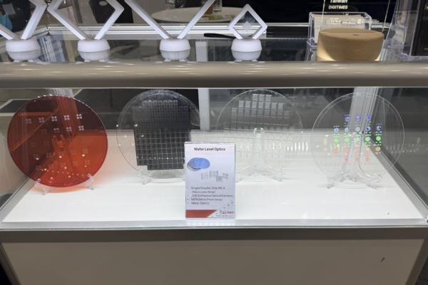 photo of OPTOELEC seeks AI data center orders as Himax advances CPO optics image