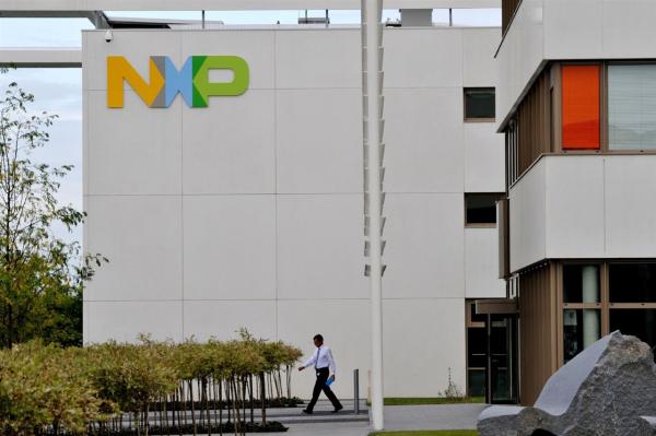 NXP lines up software-defined vehicles,…
