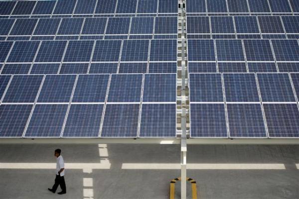 photo of US weighs tariffs on global aluminum: potential impact on solar manufacturing and supply chains image