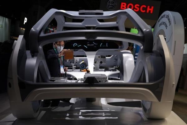 photo of Bosch drives future of automotive tech with Microsoft GenAI and Qualcomm HPC partnerships image