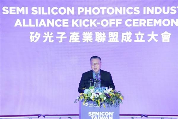 photo of ASE establishes SiPhIA consortium, CEO Tien Wu sees accelerated progress in silicon photonics image