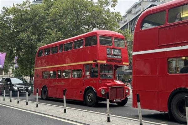 photo of UK embraces Chinese EVs: green double-deckers and price wars ignite industry debate image