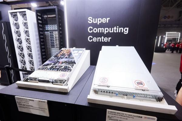 photo of AI server local production becomes a trend, says Foxconn chairman image