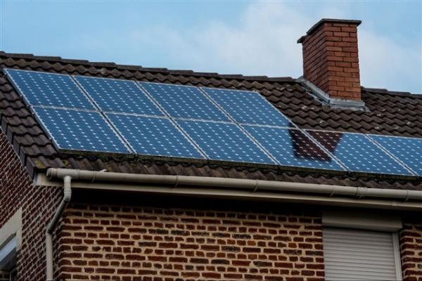 photo of Home energy storage gains traction amid rising solar incentives image