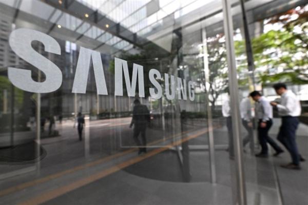 Samsung bets on high-value memory to…