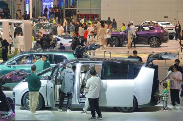 China continues EV subsidies, with fresh…