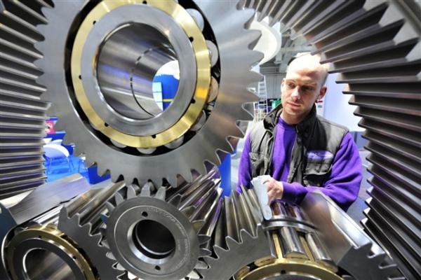 photo of US auto tariffs backfire: supply chains prioritize cash management image