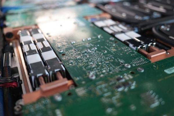 AMD, HPE expand partnership around Helios rack-scale AI…