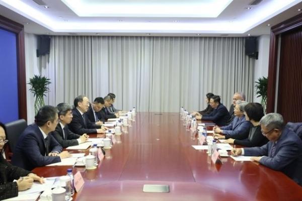 photo of AMD CEO pledges greater investment in China amid efforts to boost US-China chip cooperation image